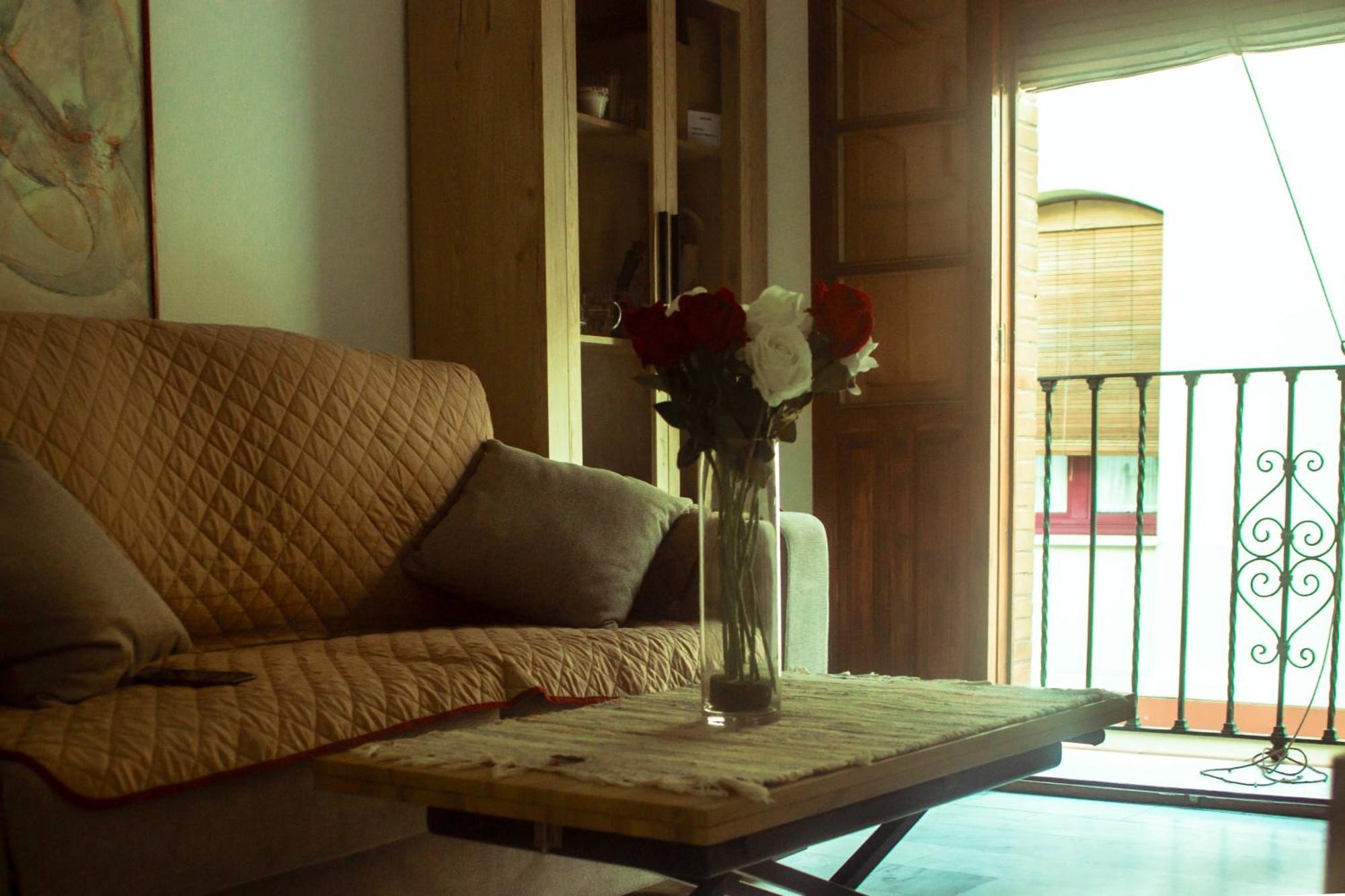 Comfortable In 65 M² With Balcony Appartement *